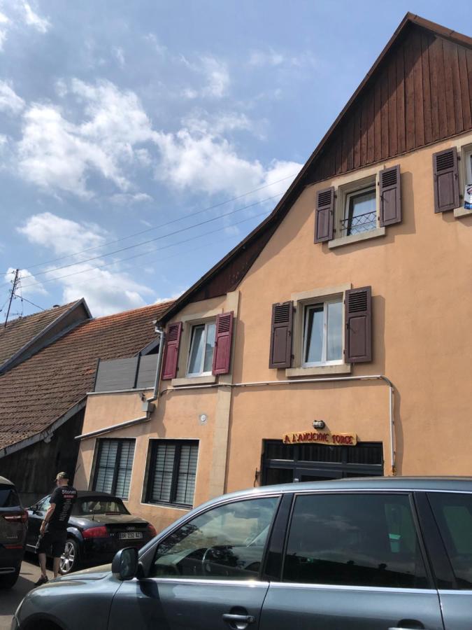 Muhlbach-sur-Munster Appartement Vintage A L Ancienne Forge מראה חיצוני תמונה